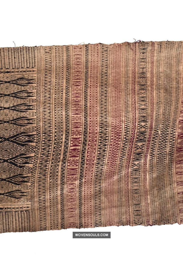 1032 Antique Batak Shaman Head Cloth - WOVENSOULS Antique Vintage Art Interior Decor