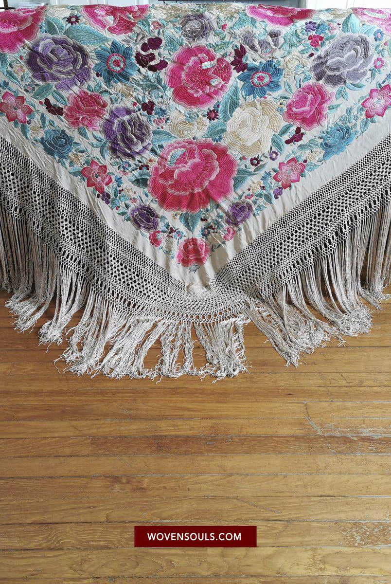 1227 VERKAUFT Antike doppelseitige Stickerei Manila Manton - Kantonesische Stickerei - VERKAUFT-WOVENSOULS-Antike-Vintage-Textilien-Kunst-Dekor