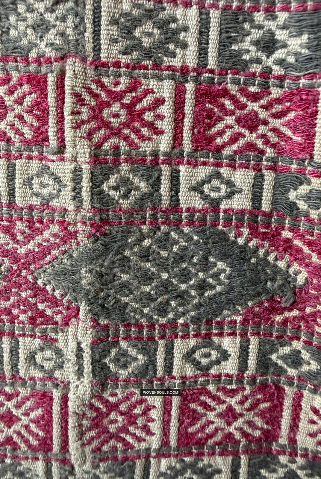 ANTIKES BHUTAN-GEWEBE