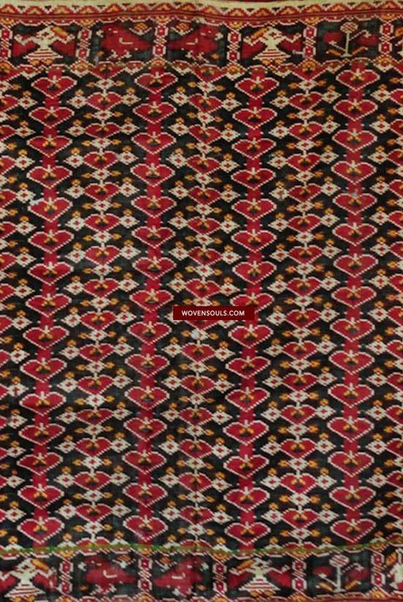137 VERKAUFT Altes Webererbstück Patan Patola Doppel-Ikat-Sari-Fragment - A-WOVENSOULS-Antike-Vintage-Textilien-Kunst-Dekor