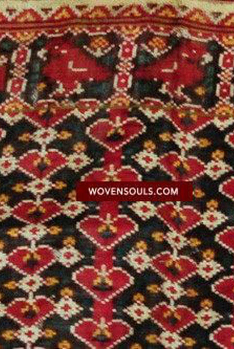 137 VERKAUFT Altes Webererbstück Patan Patola Doppel-Ikat-Sari-Fragment - A-WOVENSOULS-Antike-Vintage-Textilien-Kunst-Dekor
