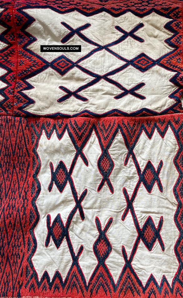 1752 Cape of the Miao People Weining, Ethnic Minority China - Antique Decor Ethnic Art