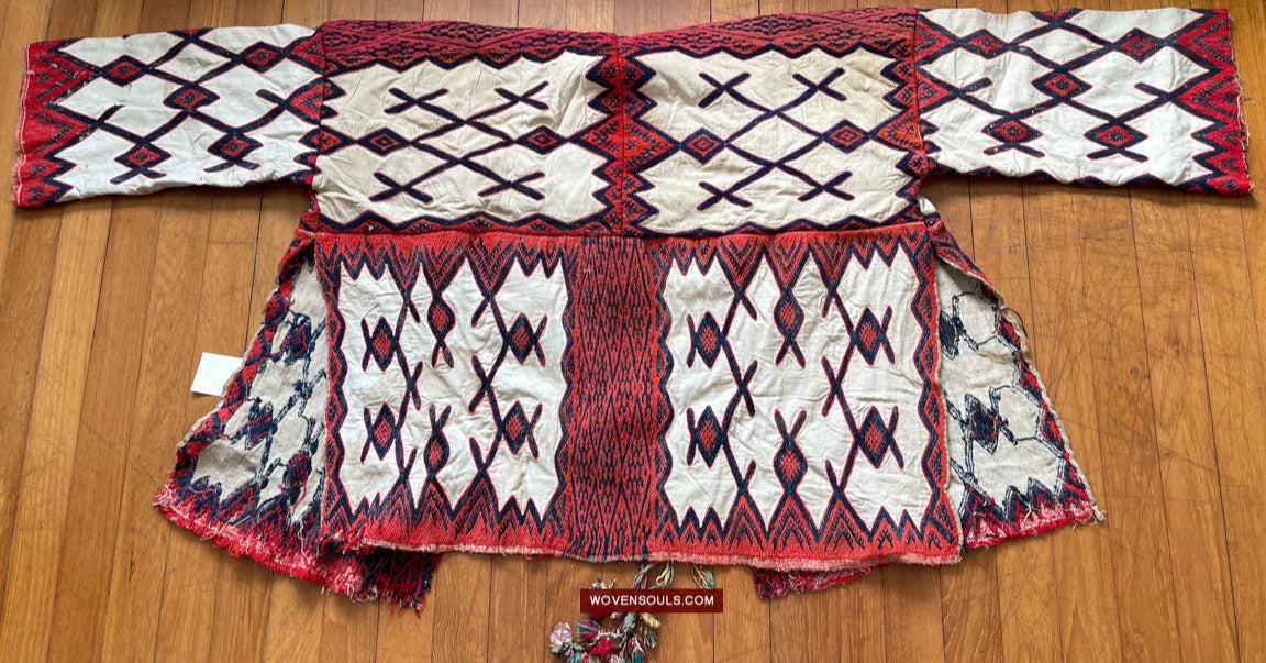 1752 Cape of the Miao People Weining, Ethnic Minority China - Antique Decor Ethnic Art