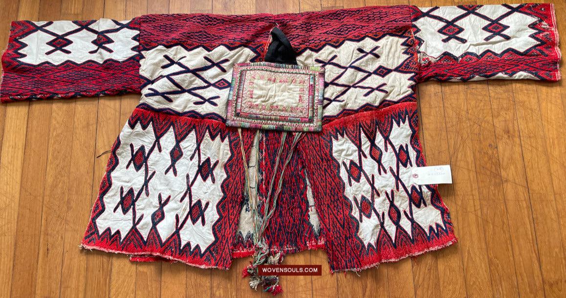 1752 Cape of the Miao People Weining, Ethnic Minority China - Antique Decor Ethnic Art