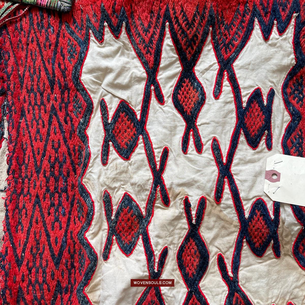 1752 Cape of the Miao People Weining, Ethnic Minority China - Antique Decor Ethnic Art