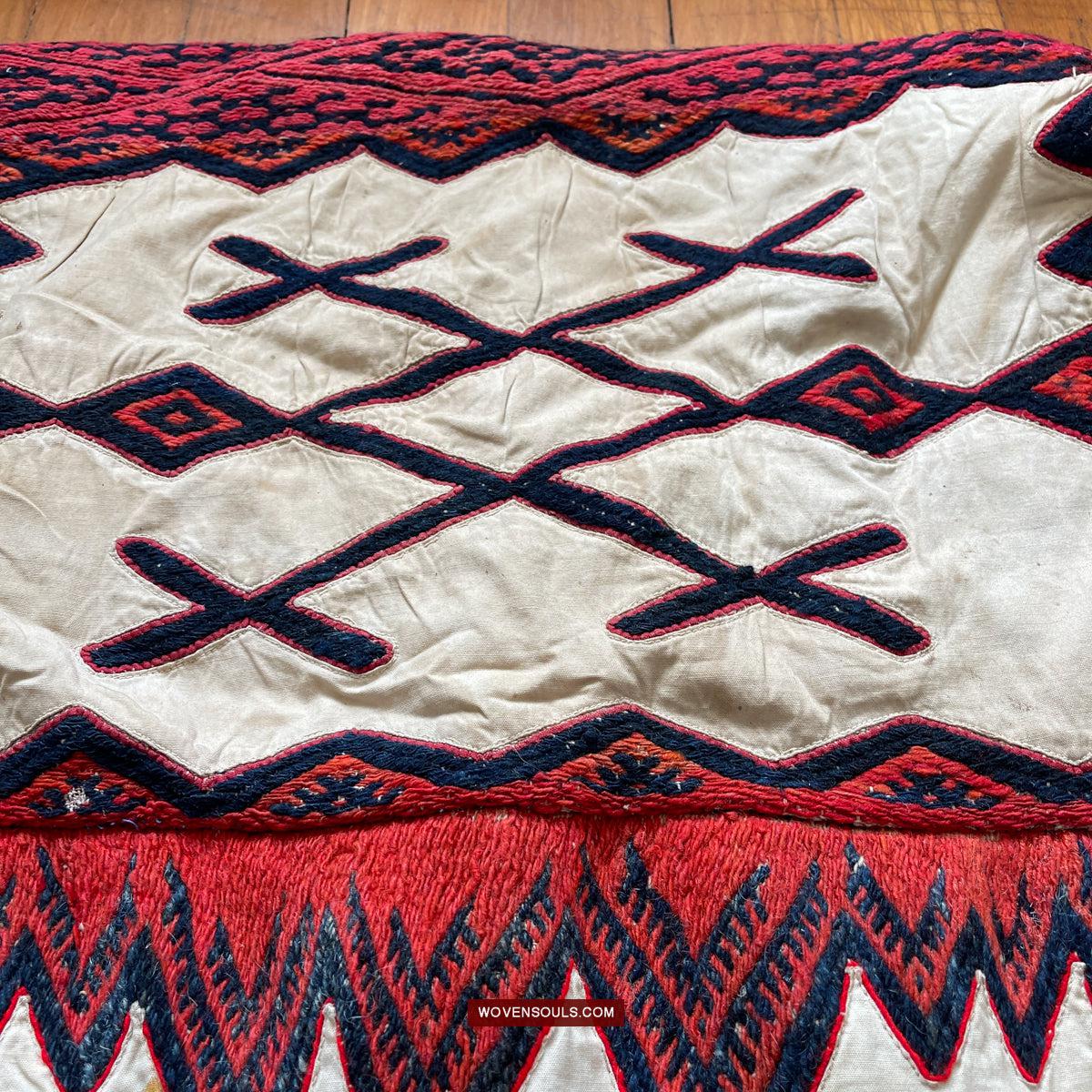 1752 Cape of the Miao People Weining, Ethnic Minority China - Antique Decor Ethnic Art