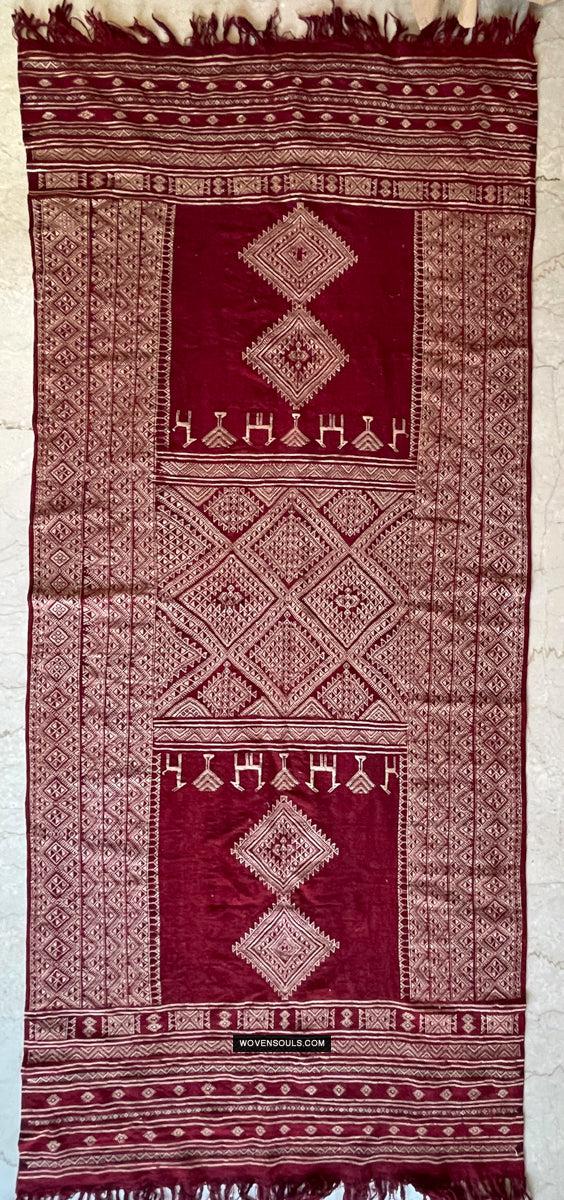 1779 Antique Bakhnoug Shawl w Animal Motifs - Textile Art Masterpiece - Antique Decor Ethnic Art