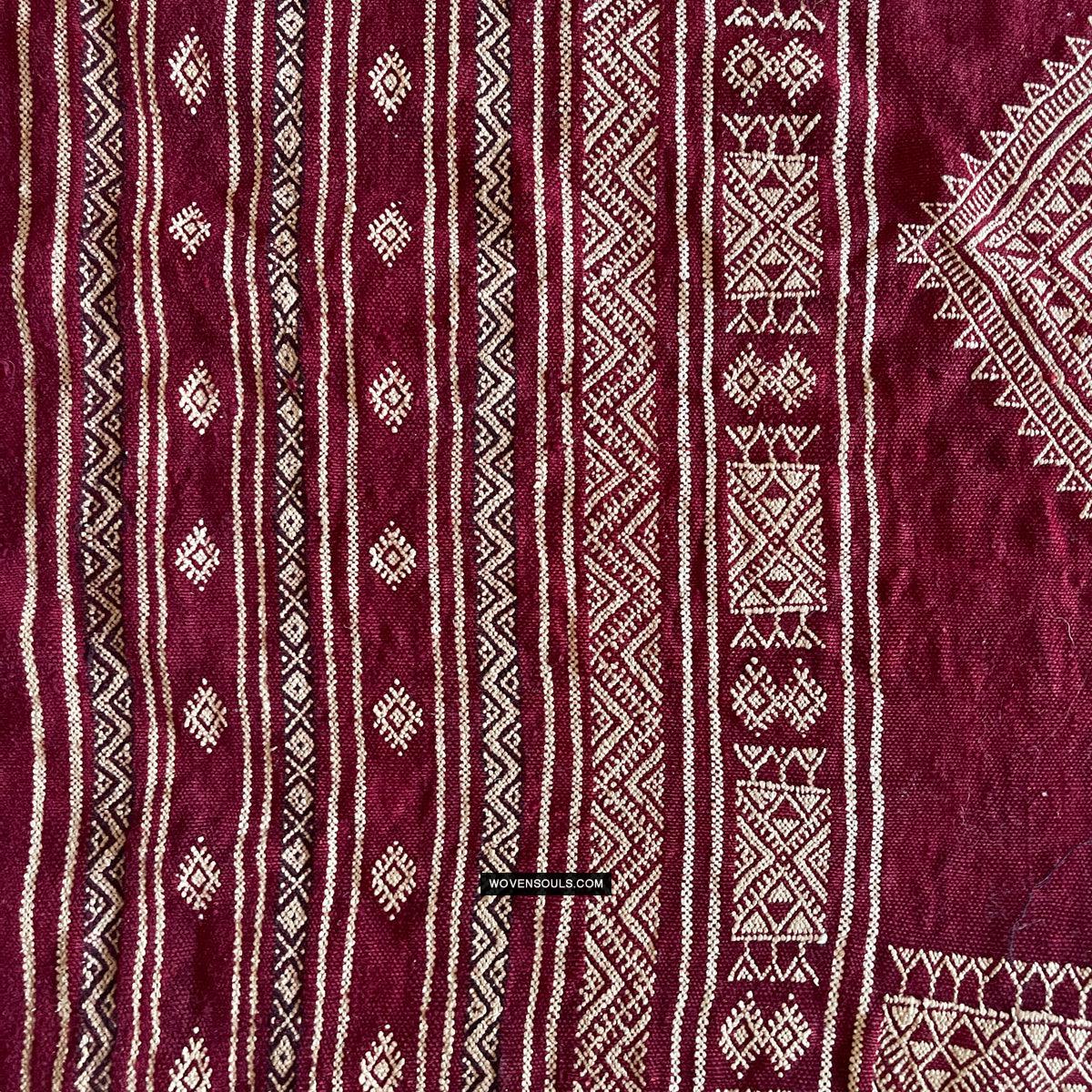 1779 Antique Bakhnoug Shawl w Animal Motifs - Textile Art Masterpiece - Antique Decor Ethnic Art