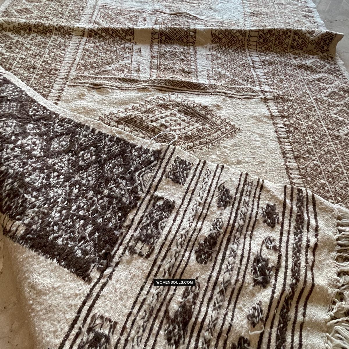 1780 Vintage Bakhnoug Shawl w Undyed Wool - Antique Decor Ethnic Art
