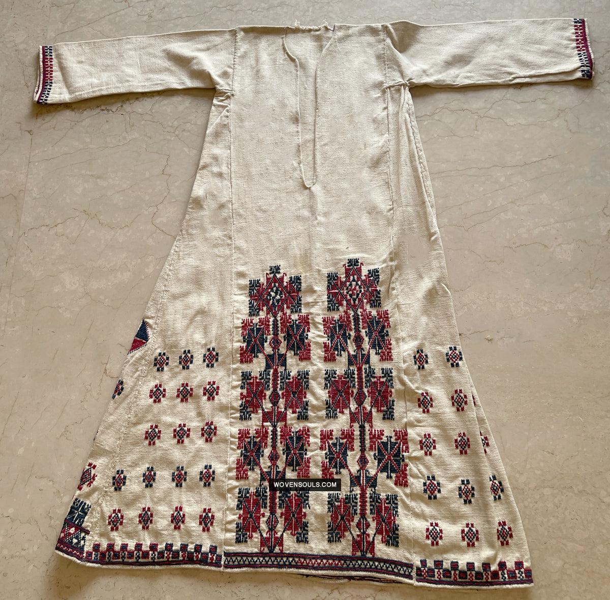 1784 Vintage Anatolian Yuncu Dress with Embroidery - Antique Decor Ethnic Art