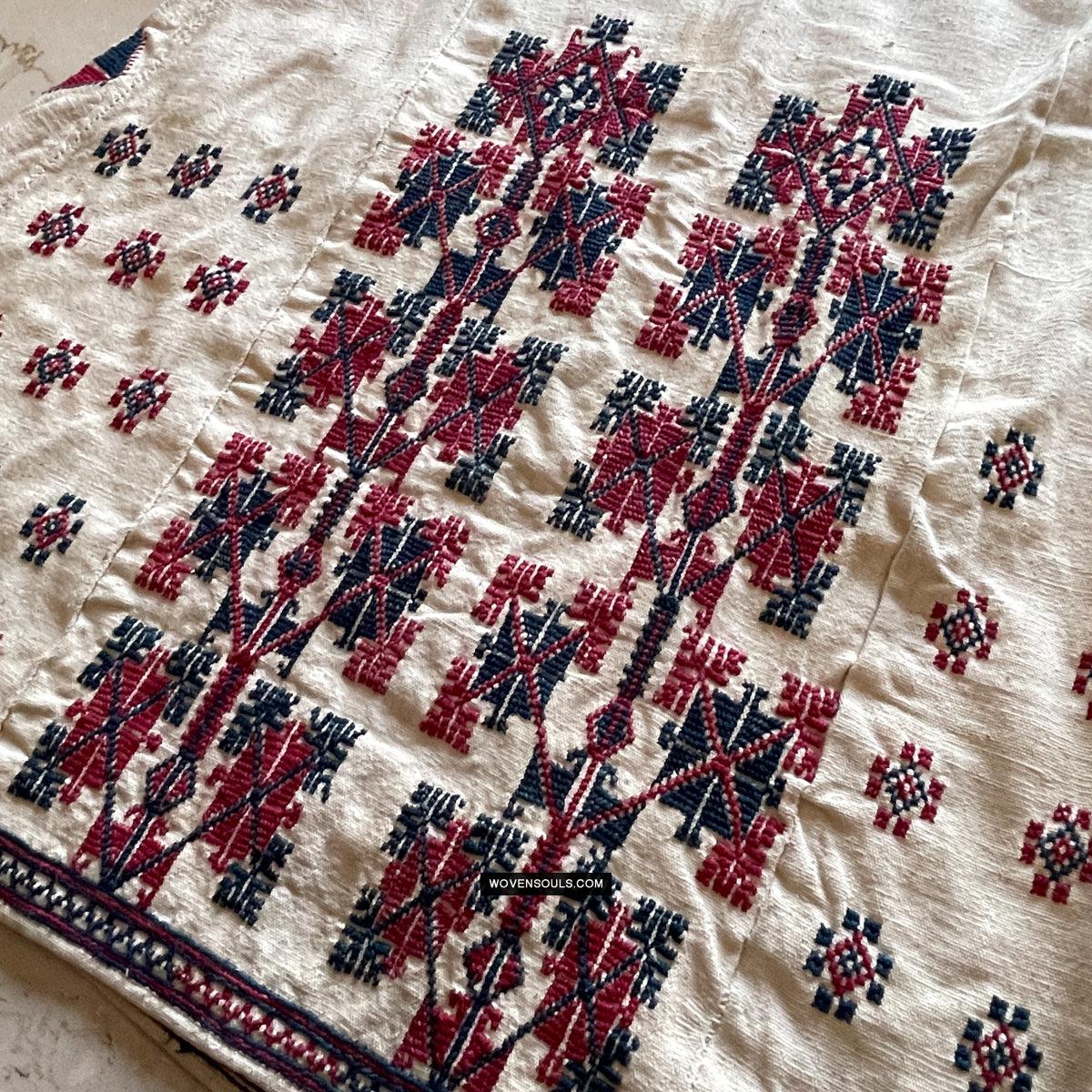 1784 Vintage Anatolian Yuncu Dress with Embroidery - Antique Decor Ethnic Art