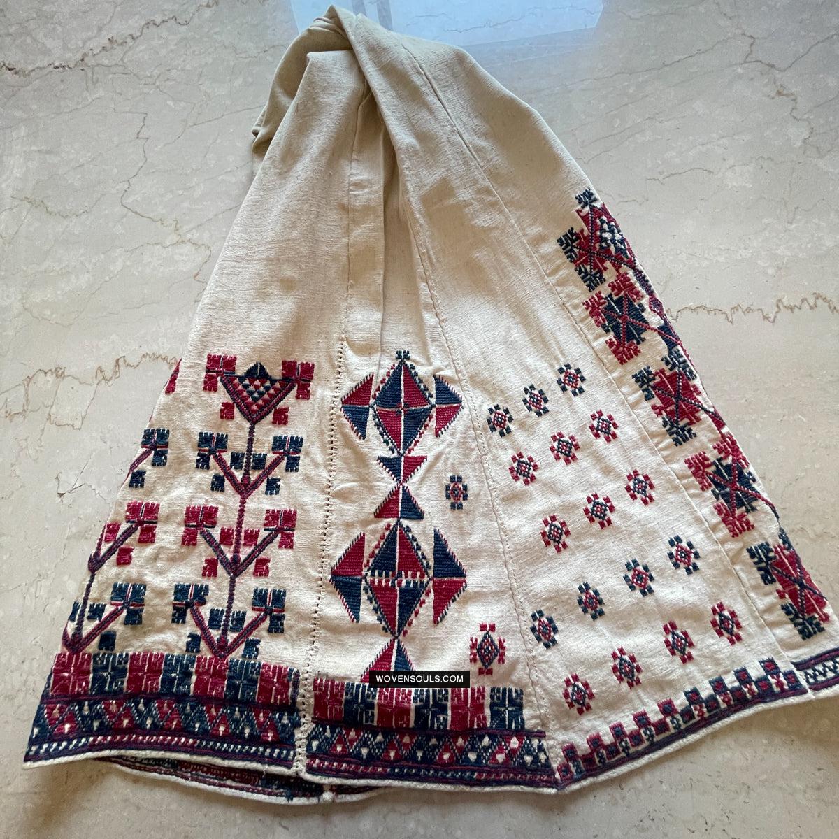 1784 Vintage Anatolian Yuncu Dress with Embroidery - Antique Decor Ethnic Art