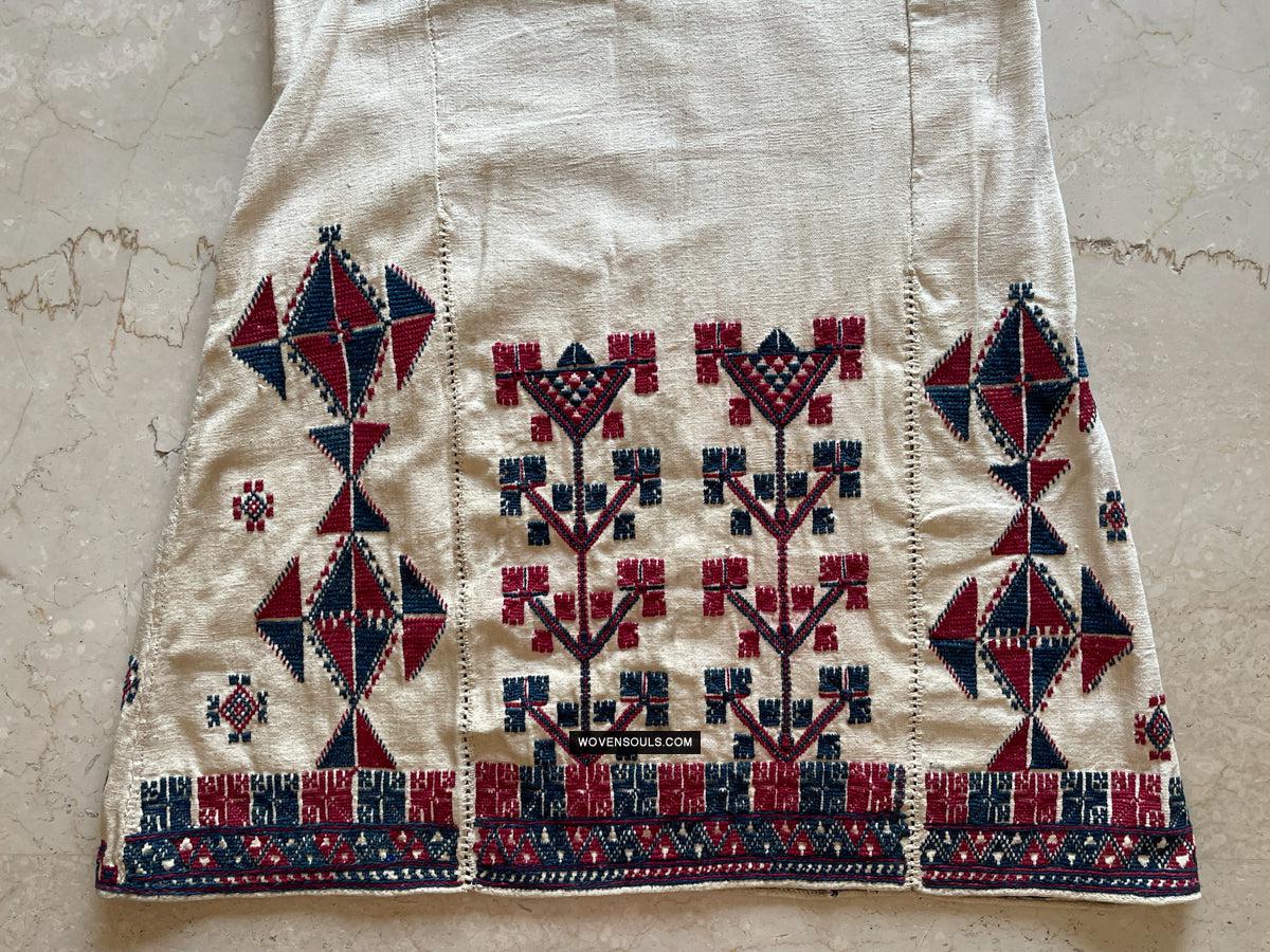 1784 Vintage Anatolian Yuncu Dress with Embroidery - Antique Decor Ethnic Art
