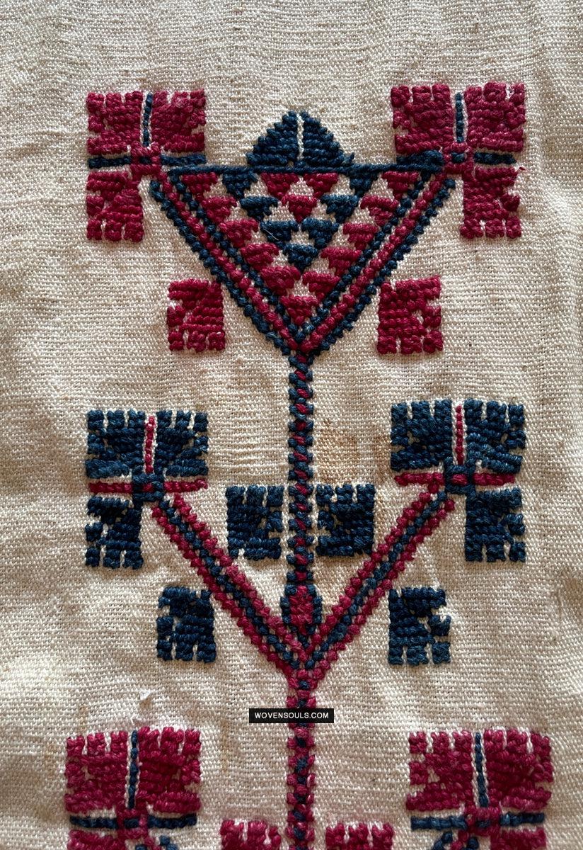 1784 Vintage Anatolian Yuncu Dress with Embroidery - Antique Decor Ethnic Art