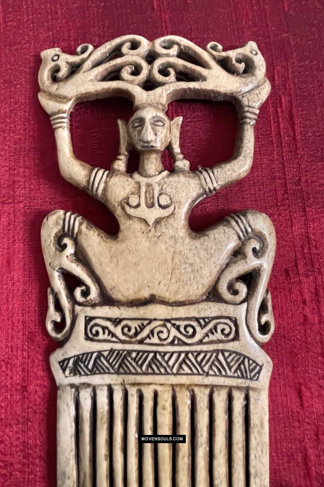 1803 Old Indonesian Comb