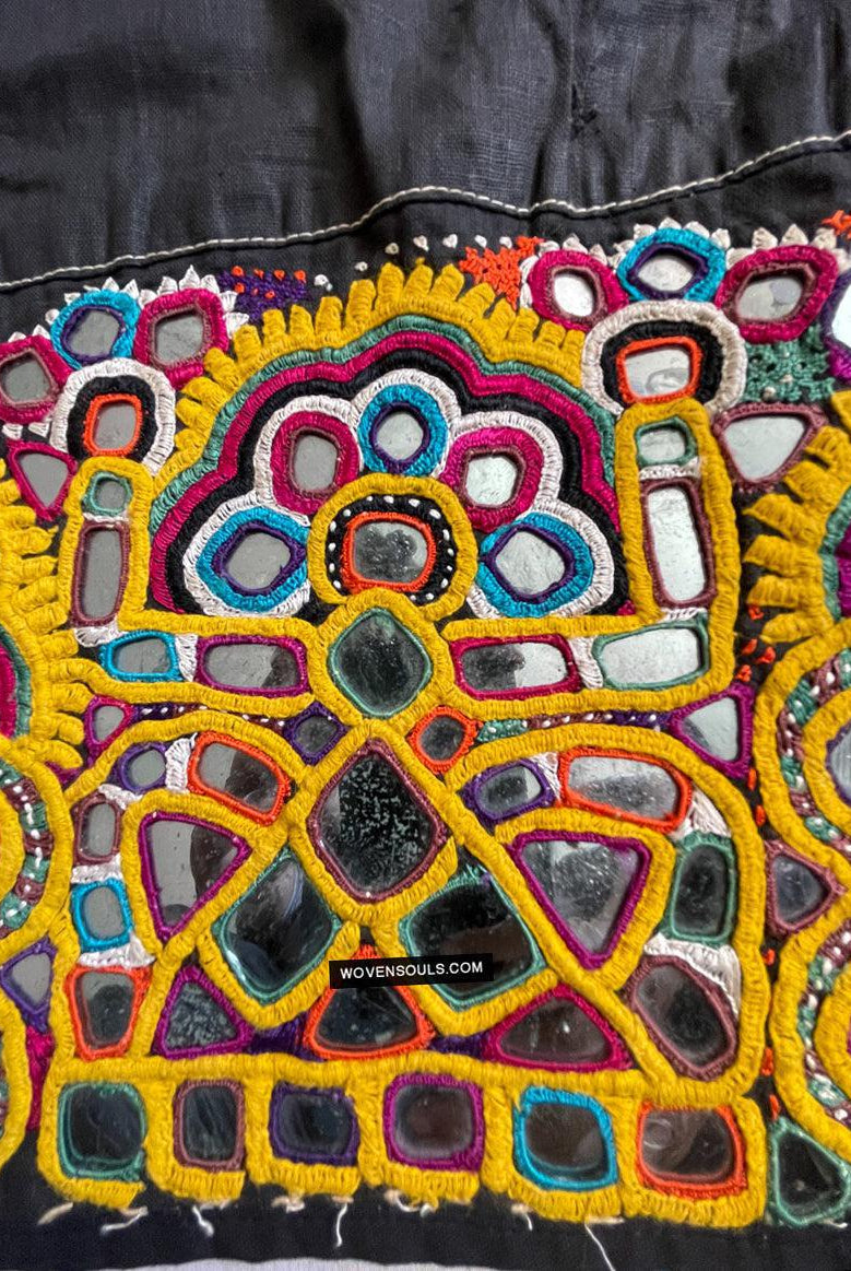 189 Vintage Indian Tribal Mirror Embroidery Cotton Shawl - Antique Decor Ethnic Art