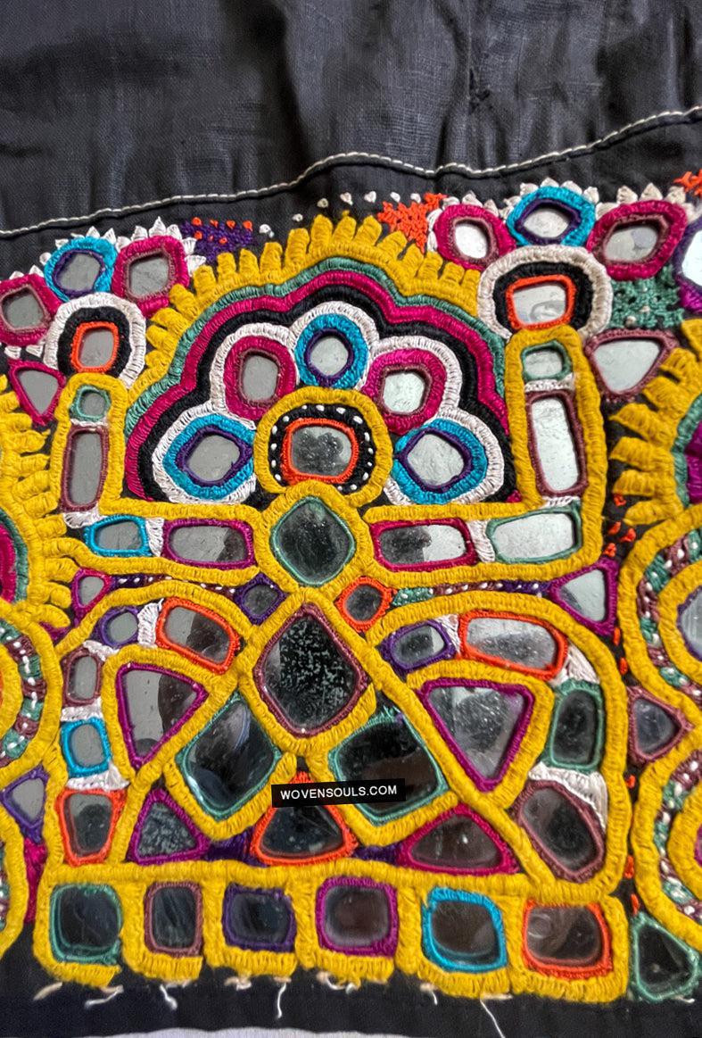 189 Vintage Indian Tribal Mirror Embroidery Cotton Shawl - Antique Decor Ethnic Art