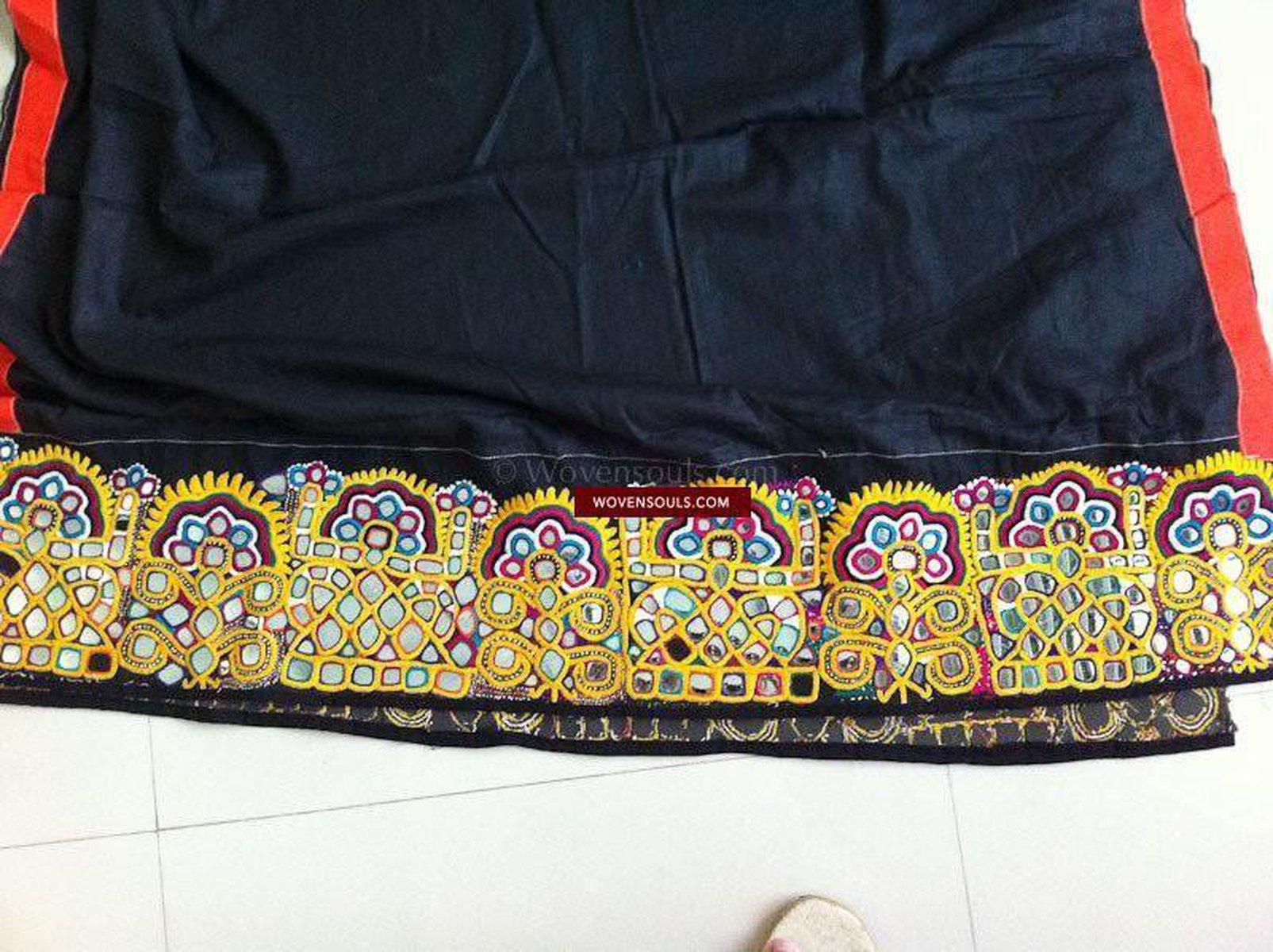 189 Vintage Indian Tribal Embroidery Shawl Veil odhana-WOVENSOULS-Antique-Vintage-Textiles-Art-Decor