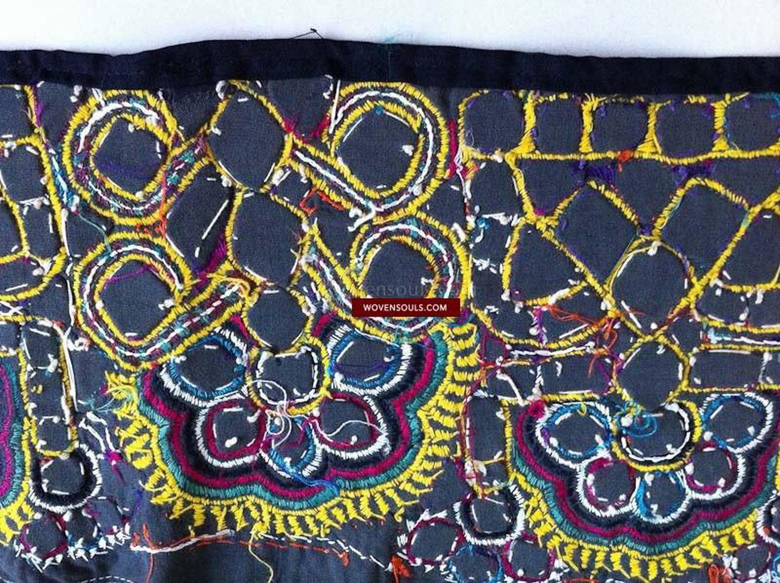 189 Vintage Indian Tribal Embroidery Shawl Veil odhana-WOVENSOULS-Antique-Vintage-Textiles-Art-Decor