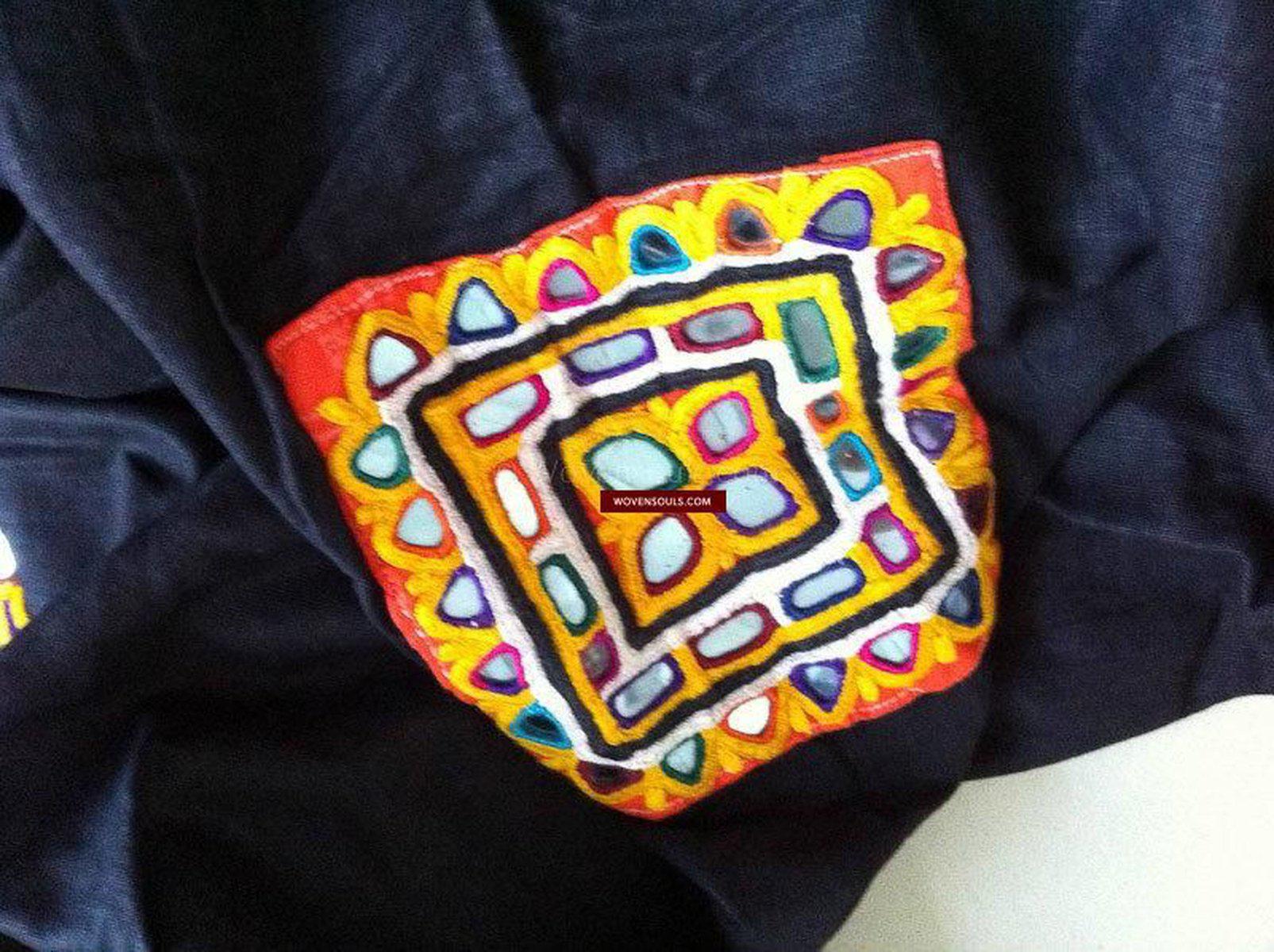 189 Vintage Indian Tribal Embroidery Shawl Veil odhana-WOVENSOULS-Antique-Vintage-Textiles-Art-Decor