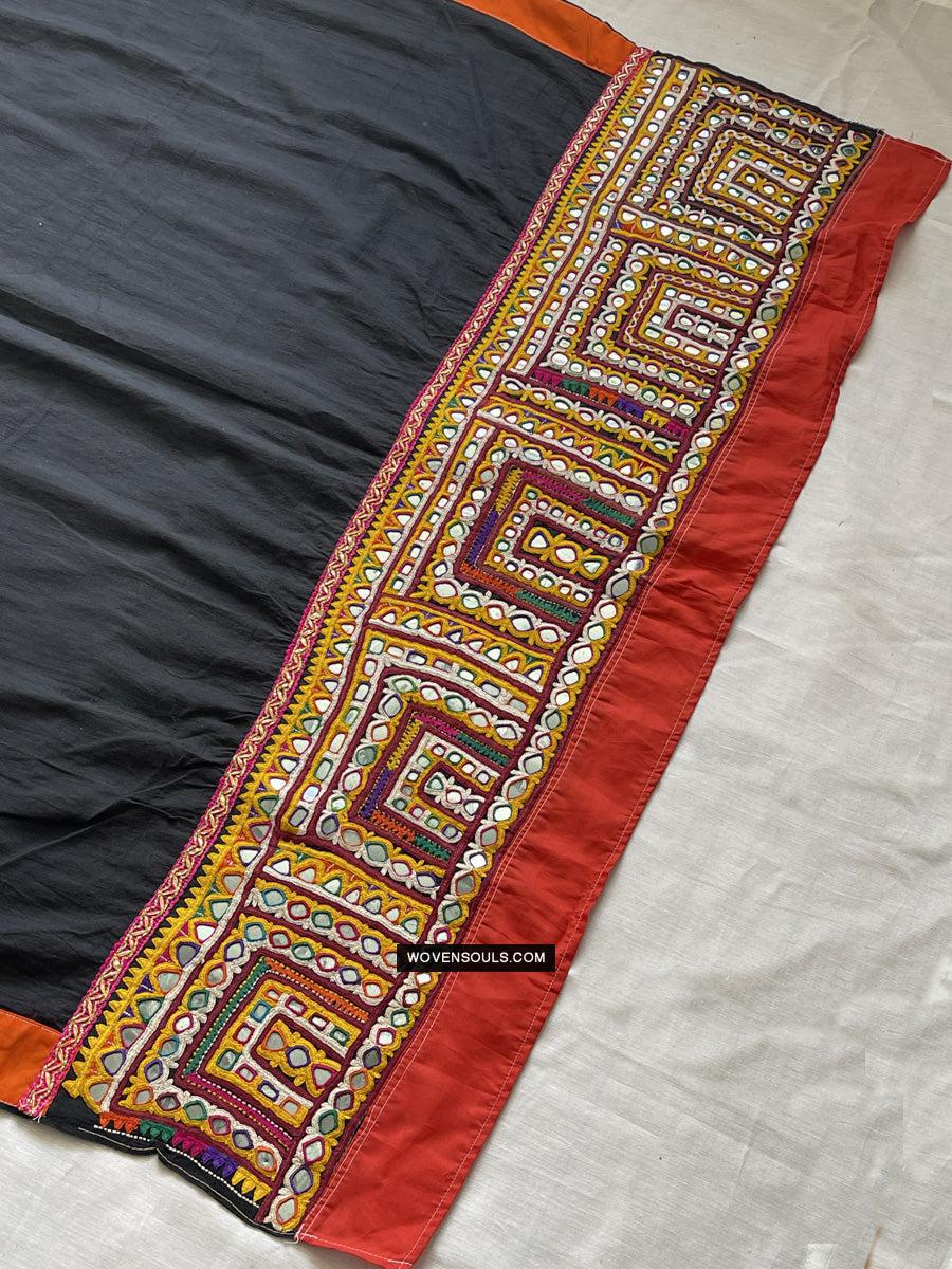 190 Cotton Ludhi Shawl of the Rabari People - Antique Decor Ethnic Art