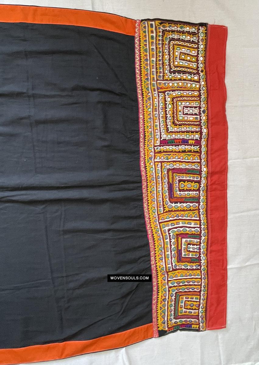 190 Cotton Ludhi Shawl of the Rabari People - Antique Decor Ethnic Art