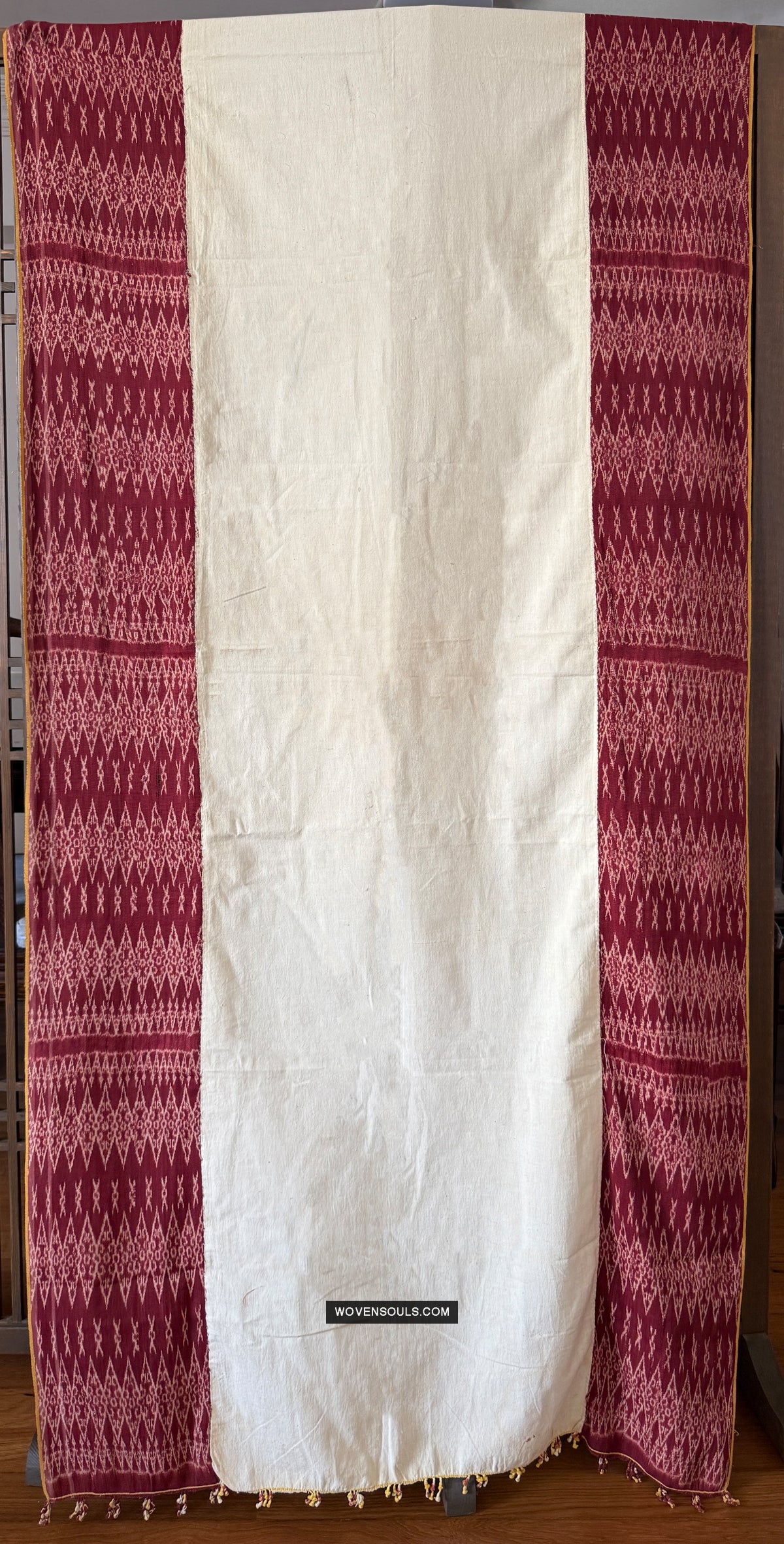 2049 Rare Antique Kain Ikat Timor Sembe Klobe - Indonesian Textile Art-TEXTILE - Museum-quality Decor & Ethnographic Art Gallery