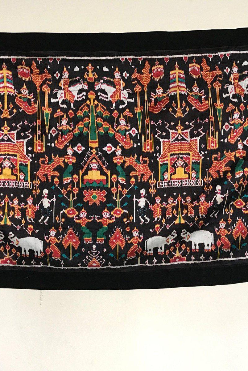 219 Pidan Pedan Seide Ikat buddhistische Wandbehang Textilkunst-WOVENSOULS-Antike-Vintage-Textilien-Kunst-Dekor