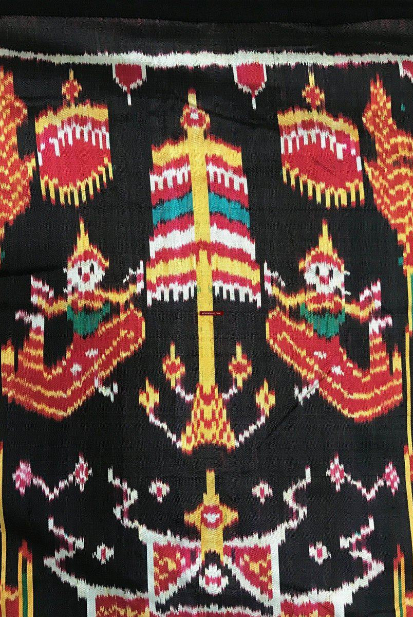219 Pidan Pedan Seide Ikat buddhistische Wandbehang Textilkunst-WOVENSOULS-Antike-Vintage-Textilien-Kunst-Dekor