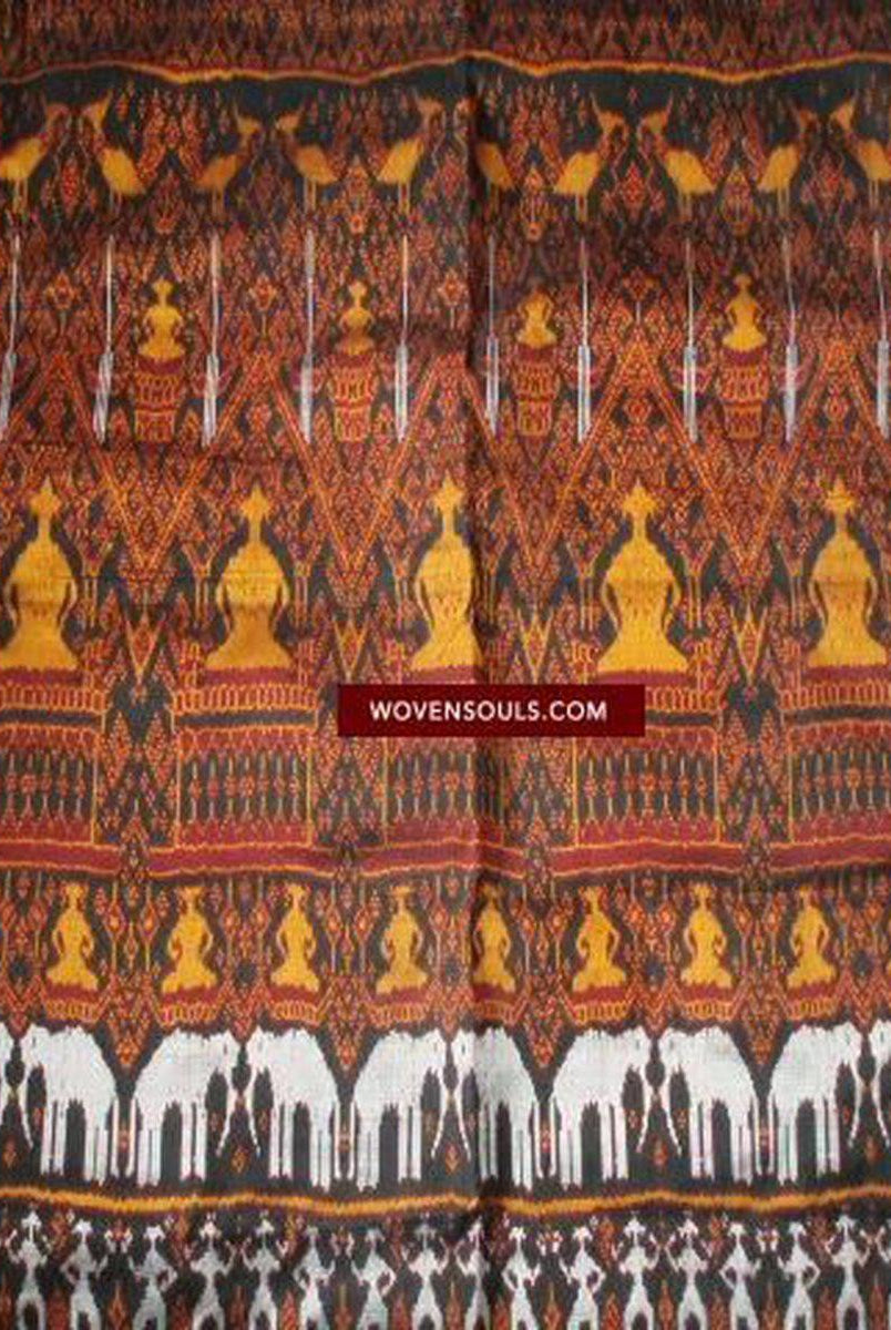 221 / 841 VERKAUFT Ein buddhistischer Pidan-Pedan-Seiden-Ikat-Weber aus Kambodscha-WOVENSOULS-Antike-Vintage-Textilien-Kunst-Dekor