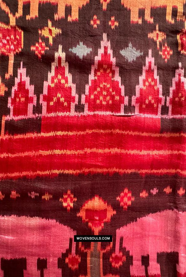 222 Seiden-Pidan-Pedan-Ikat-buddhistische figurative Textilkunst aus Kambodscha