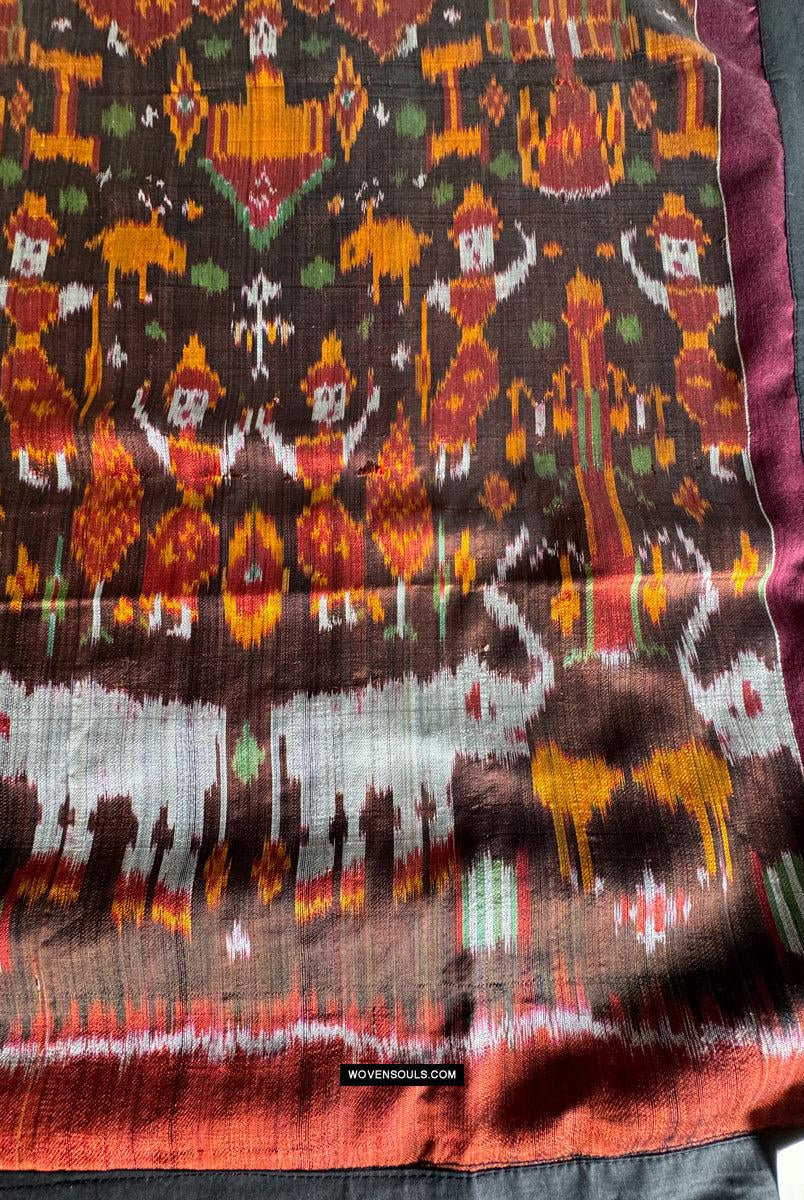 223-Ein kambodschanischer Seiden-Ikat-Pidan-Pedan-Tempelbehang