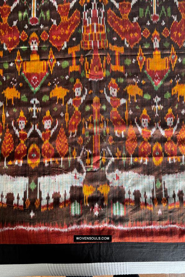 223-Ein kambodschanischer Seiden-Ikat-Pidan-Pedan-Tempelbehang