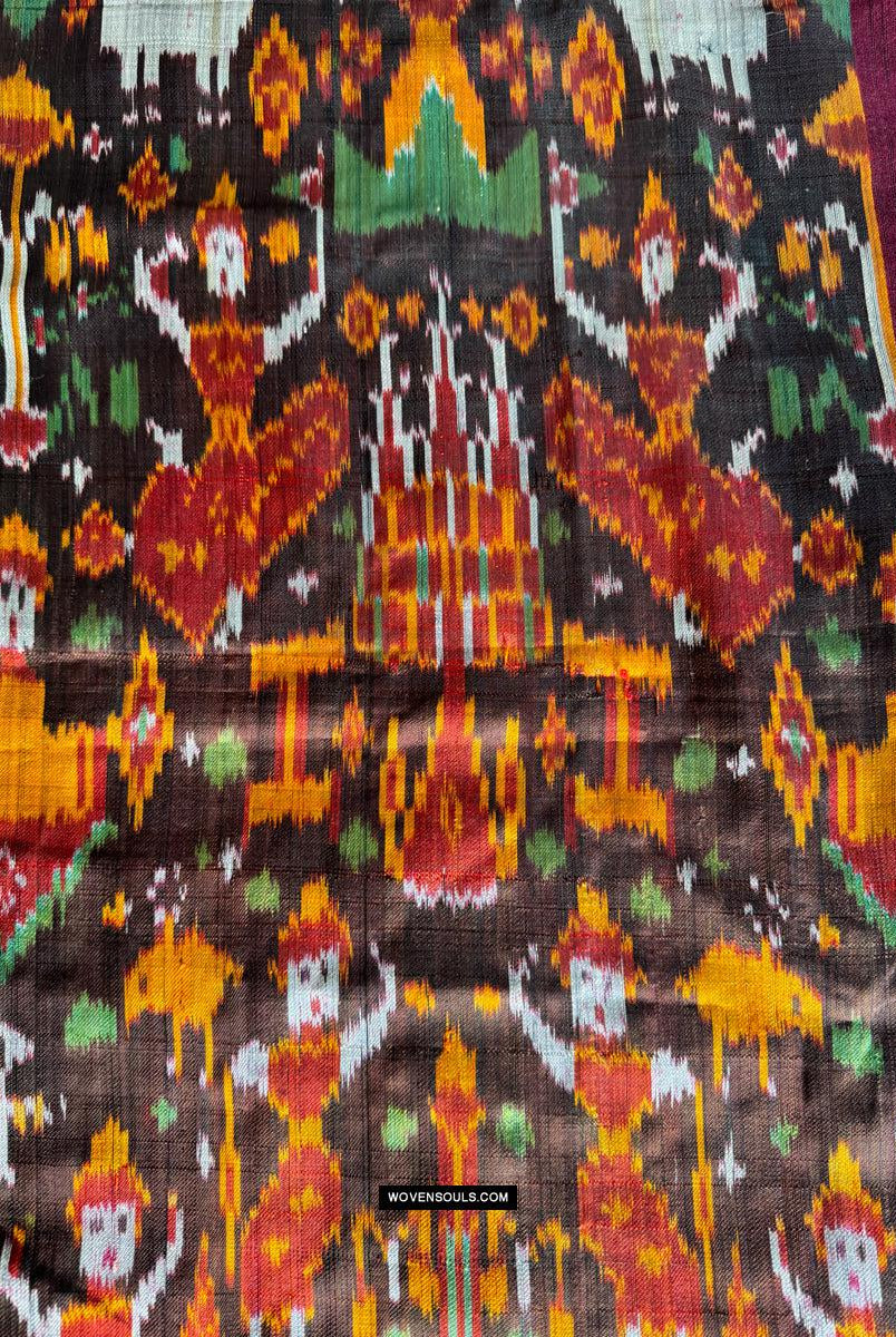 223-C Kambodschanischer Seiden-Ikat-Pidan-Pedan-Tempelbehang