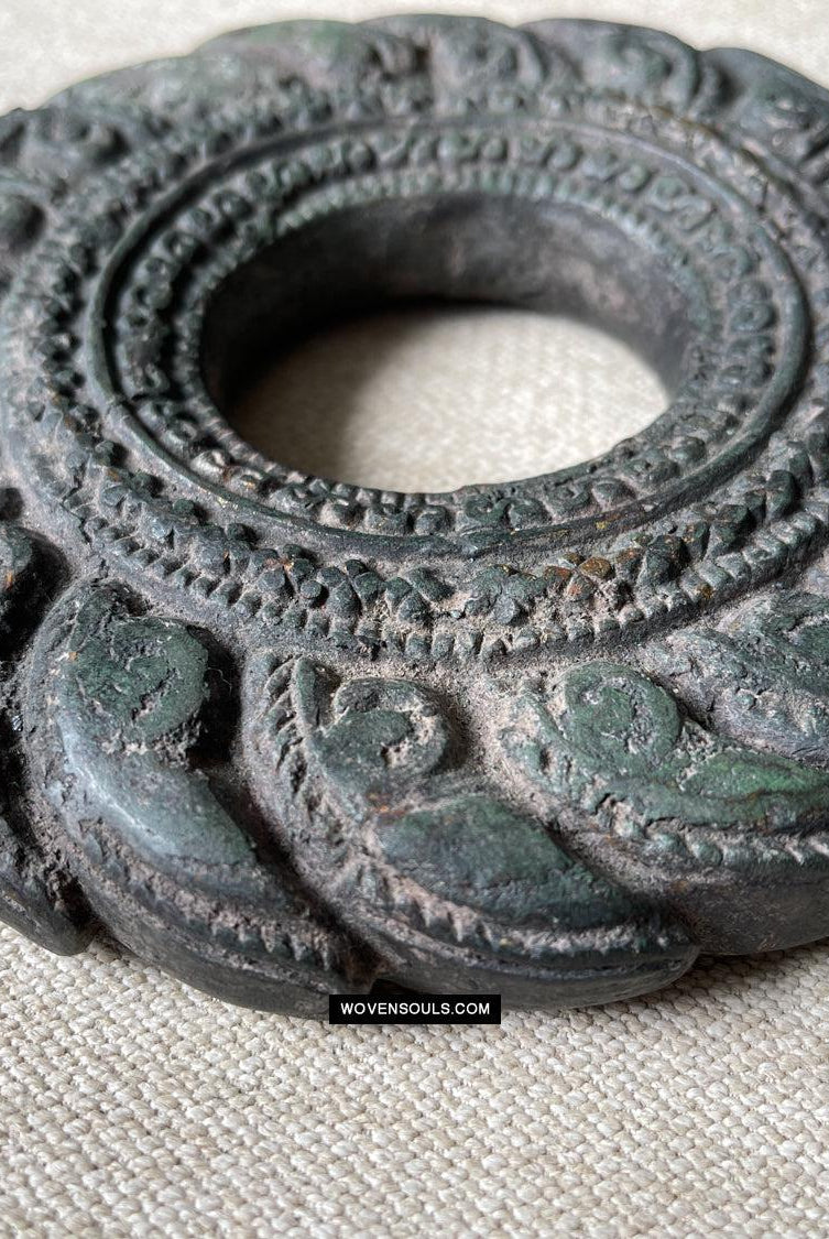265 Bague Khmère Antique Unique-WOVENSOULS Textiles anciens et galerie d'art