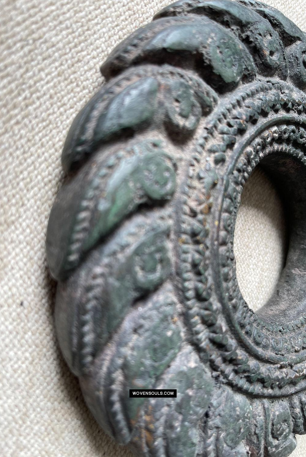 265 Bague Khmère Antique Unique-WOVENSOULS Textiles anciens et galerie d'art