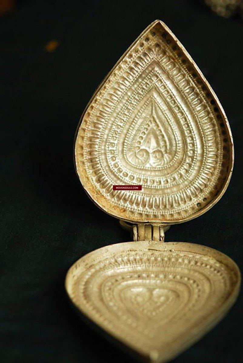 274 Old Silver Betel Nut Leaf Holder Box-WOVENSOULS-Antique-Vintage-Textiles-Art-Decor