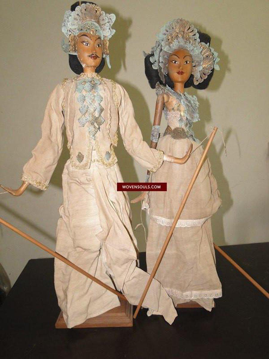 308 paire-anciennes marionnettes Majapahit art populaire indonésien-WOVENSOULS-Antique-Vintage-Textiles-Art-Décor