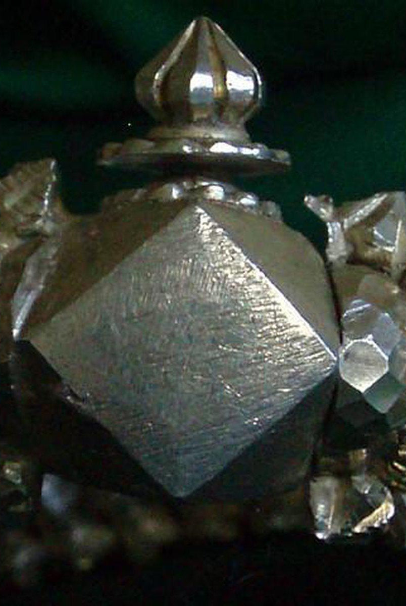 316 Vecchio braccialetto d'argento pesante Sutarla-WOVENSOULS-Arredamento artistico-tessile-vintage-antico