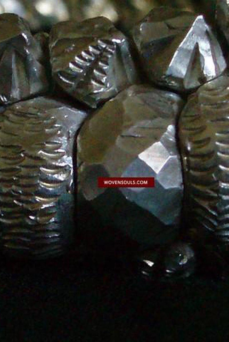 316 Vecchio braccialetto d'argento pesante Sutarla-WOVENSOULS-Arredamento artistico-tessile-vintage-antico