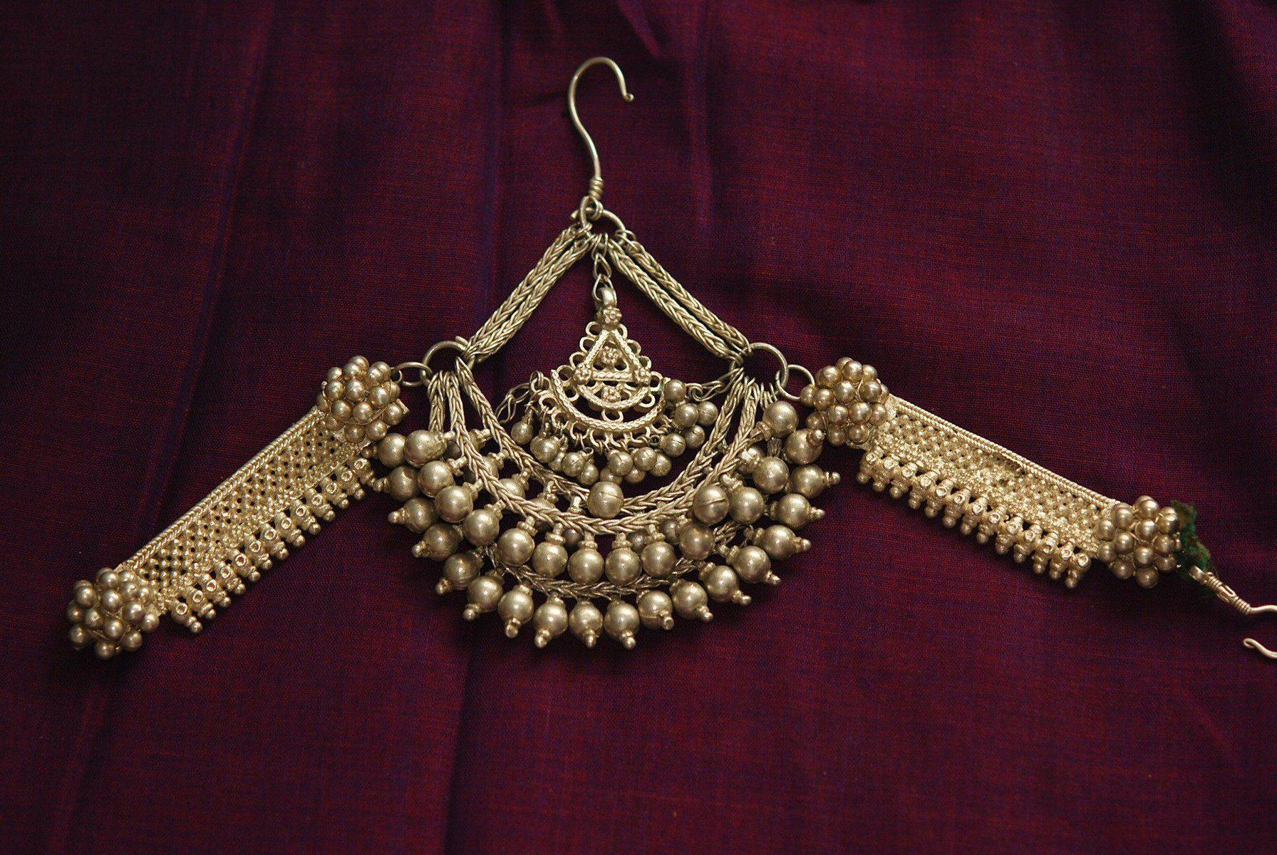 335 Vintage Silver Bridal Hair Ornament "BENDA"-WOVENSOULS-Antique-Vintage-Textiles-Art-Decor