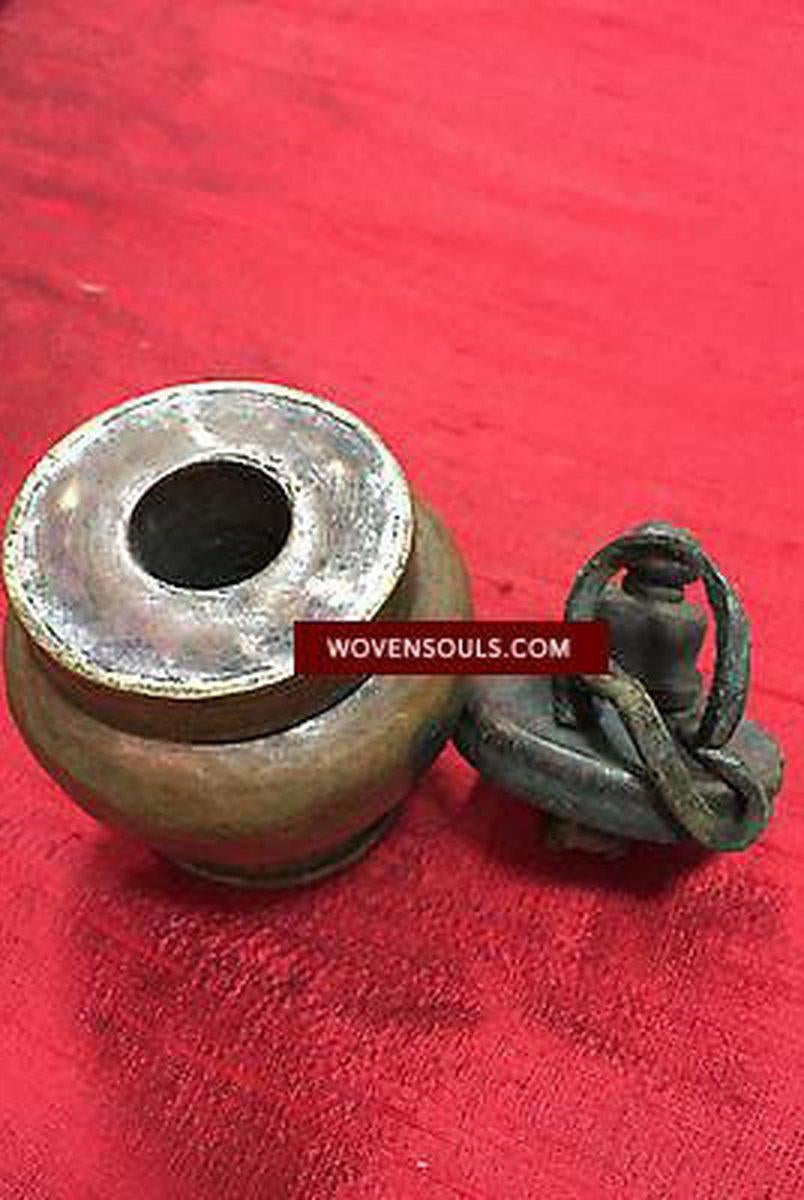 390 VENDU Pot de Lama Tibétain Antique - Objet de Collection Rare du Tibet-WOVENSOULS-Antique-Vintage-Textiles-Art-Décor