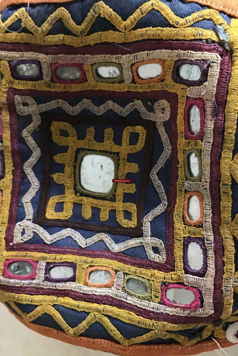 455 VENDU vintage Indhoni Brodé Pot Holder-WOVENSOULS-Antique-Vintage-Textiles-Art-Décor