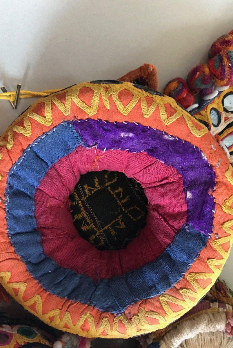 455 VENDU vintage Indhoni Brodé Pot Holder-WOVENSOULS-Antique-Vintage-Textiles-Art-Décor