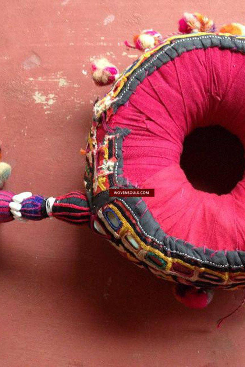 456 VENDU vintage Indhoni Brodé Pot Holder-WOVENSOULS-Antique-Vintage-Textiles-Art-Décor