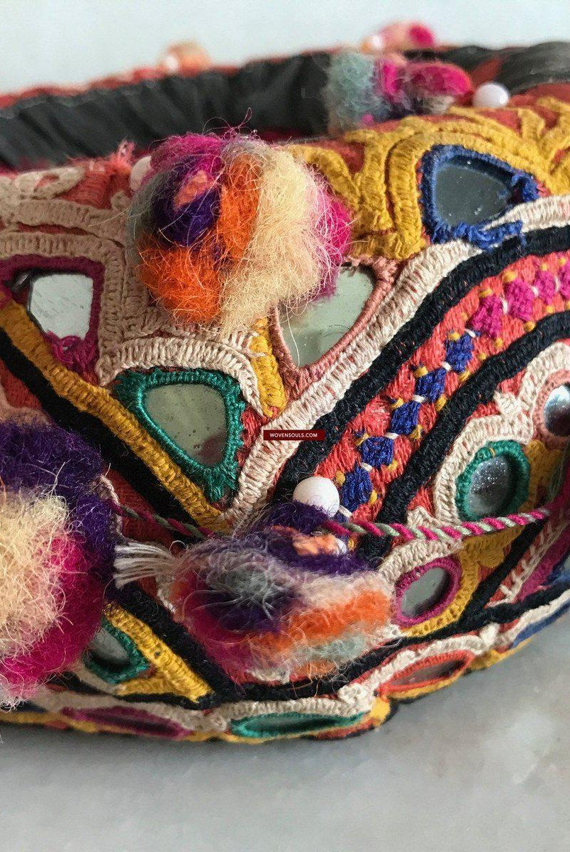 456 VENDU vintage Indhoni Brodé Pot Holder-WOVENSOULS-Antique-Vintage-Textiles-Art-Décor