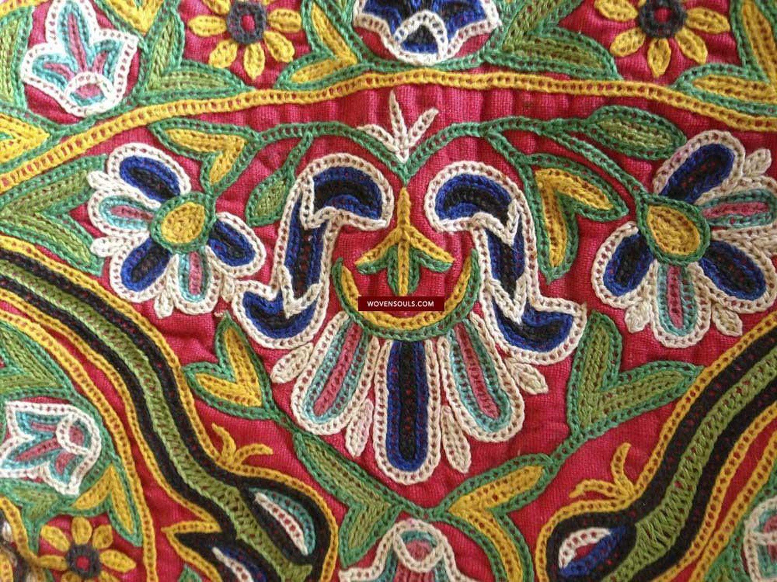462 Vintage Embroidered Hand Fan from Gujarat-WOVENSOULS-Antique-Vintage-Textiles-Art-Decor