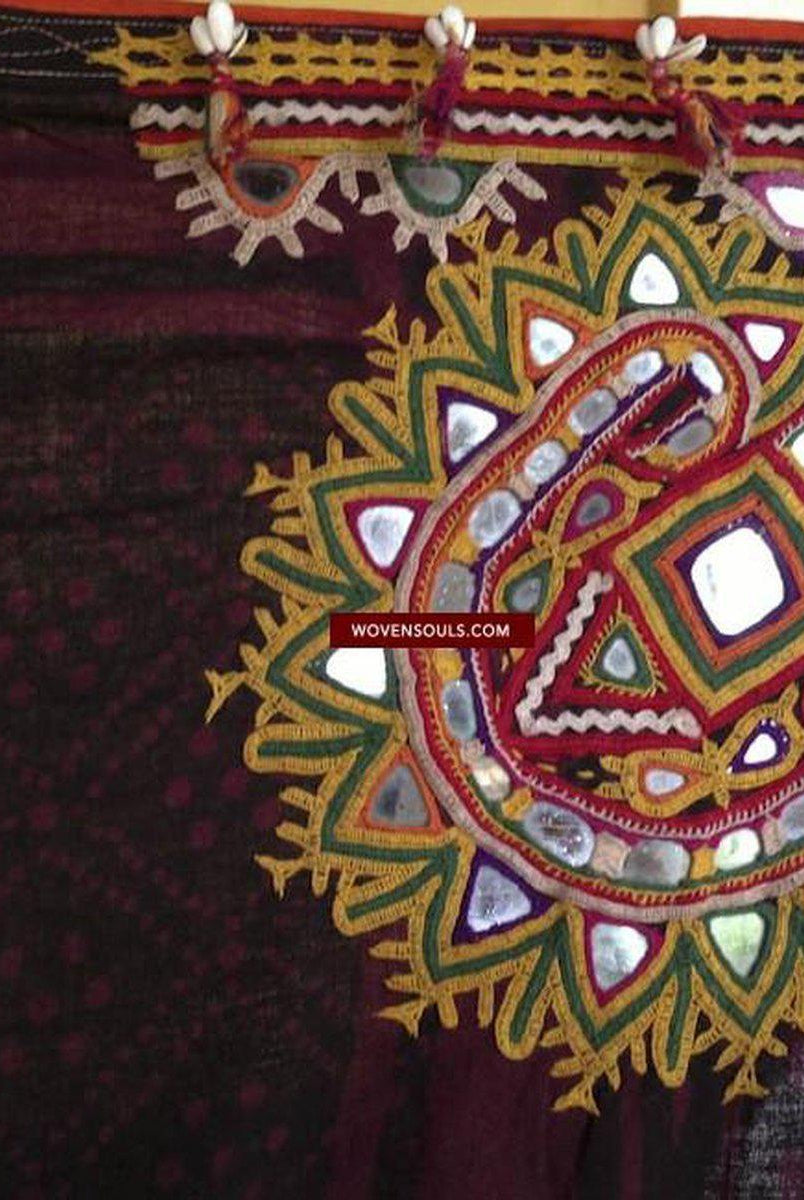 466 Superb Old Kutch SHawl Textile - Rare Square format-WOVENSOULS-Antique-Vintage-Textiles-Art-Decor