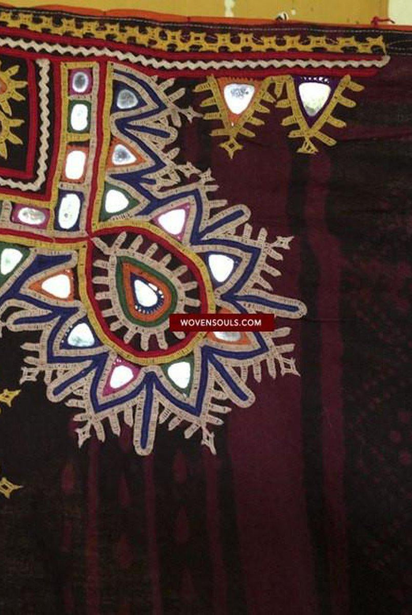 466 Superb Old Kutch SHawl Textile - Rare Square format-WOVENSOULS-Antique-Vintage-Textiles-Art-Decor