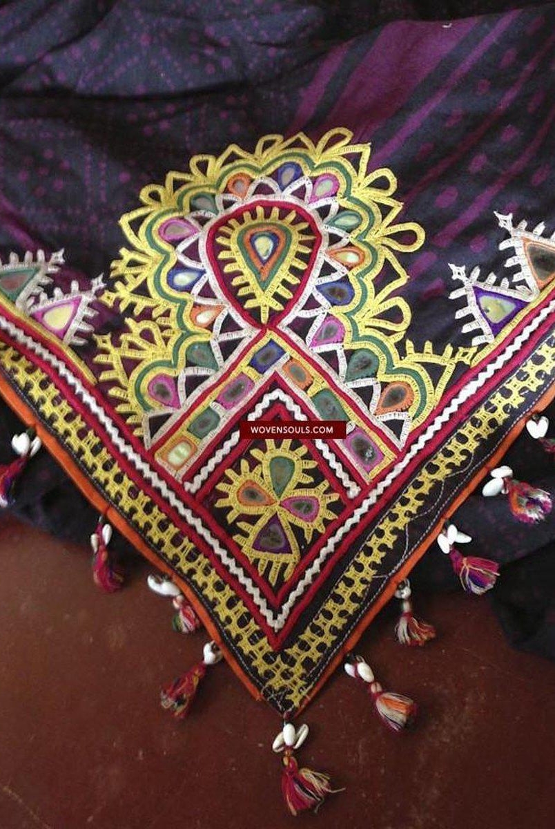 466 Superb Old Kutch SHawl Textile - Rare Square format-WOVENSOULS-Antique-Vintage-Textiles-Art-Decor
